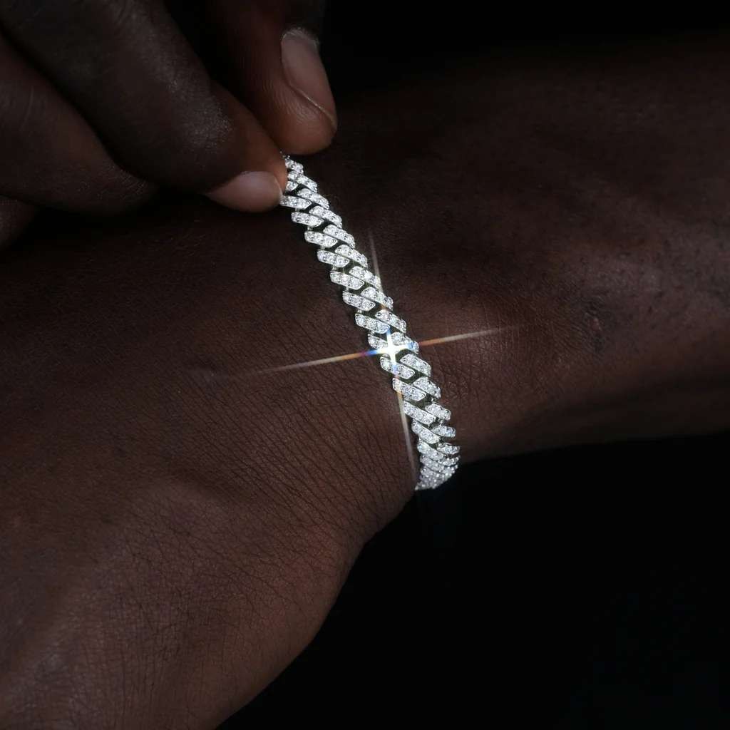 925S & VVS Moissanite 6.5MM Prong Cuban Bracelet