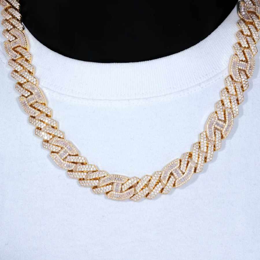 15mm Prong Baguette 18K Gold Curb Chain