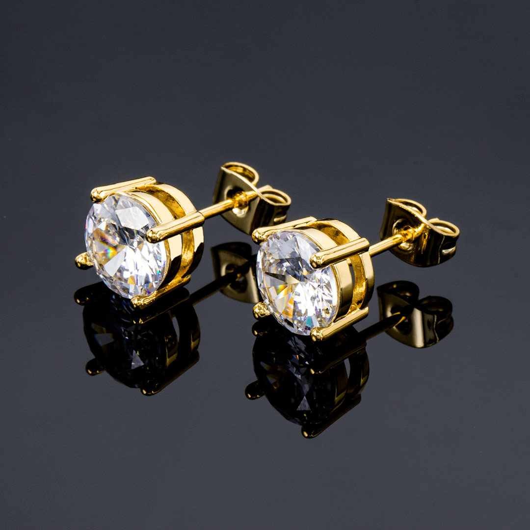 Round Cut Stud Earring