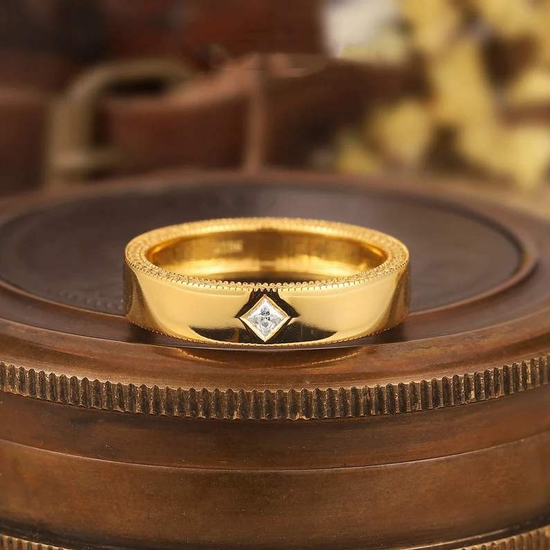 0.20ct Vintage Yellow Gold Princess Cut Moissanite Mens Wedding Band