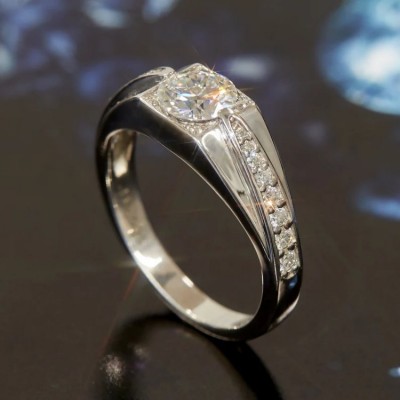 Men's Moissanite 1Ct Brilliant Cut S925 Silver Engagement Ring