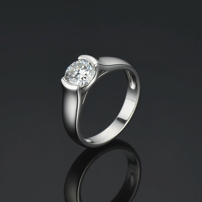 925S & VVS Moissanite 2Ct Ring in White Gold