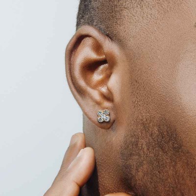 925S & VVS Moissanite Four Leaf Clover Stud Earrings in Rose Gold