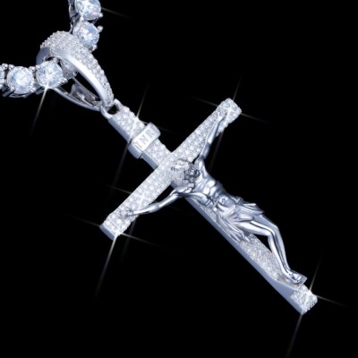  925S & VVS MOISSANITE CRUCIFIX NECKLACE With 3MM Rope Chain