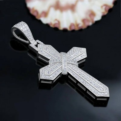 1.55 Ct Moissanite 925 Sterling Silver Cross Pendant