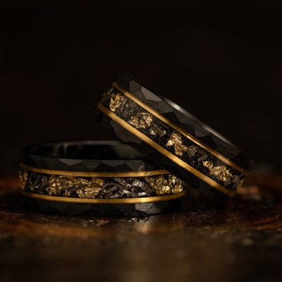 8mm Black Tungsten 18K Gold Flat Hammer Men's Ring